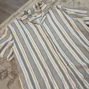 Goodfellow & Co Gray and White Striped Casual Shirt